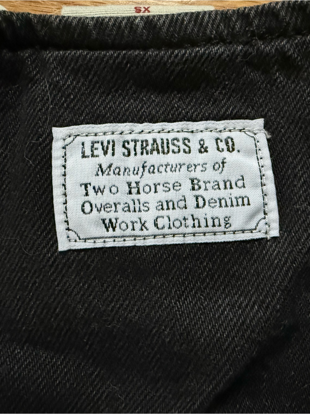 Levi's Black denim Long-Sleeve Square-Neck Fitted Top - Picture 7 of 7